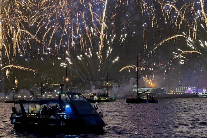 New Year's Eve Fireworks Cruise with Sparkling Wine