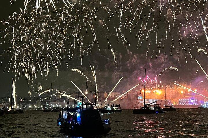 New Year's Eve Fireworks Cruise with Sparkling Wine