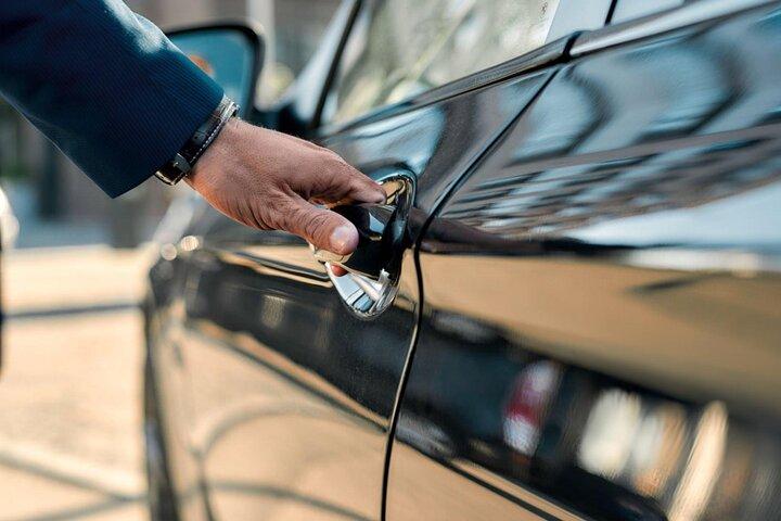 Luxury Private Marrakech Casablanca Airport Transfer with Wi-Fi