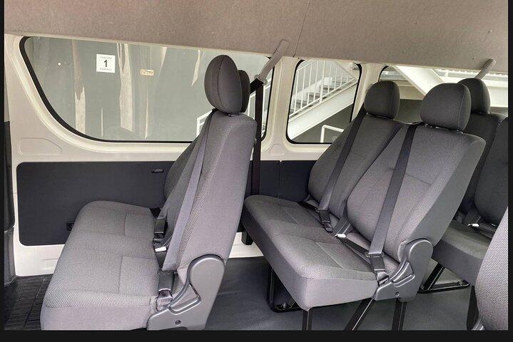 Airport to Hotel or Hotel to Airport Transfer in Singapore