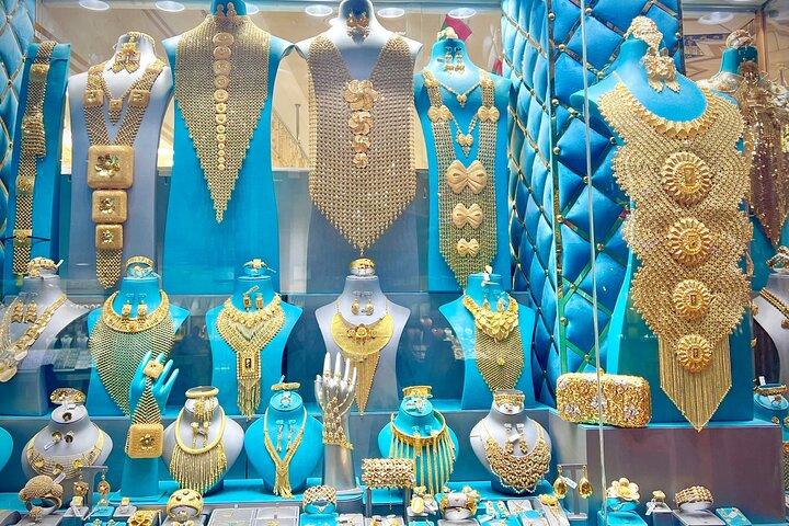Discover Dubai,Culture, History, Street food ,Abra and Souks Tour