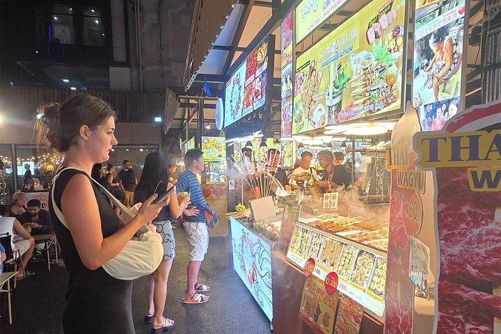 Bangkok: Sunset Rooftop, TukTuk Ride, Night Market & Bar Crawl