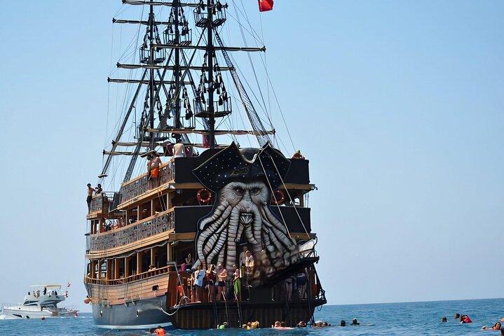 Alanya Pirate Boat Tour with Foam Party Soft Drinks & Transfer