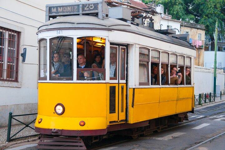 Lisbon Private Family Tour Castle Visit , Local Tastings & Games