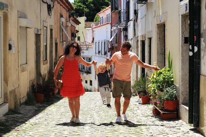 Lisbon Private Family Tour Castle Visit , Local Tastings & Games