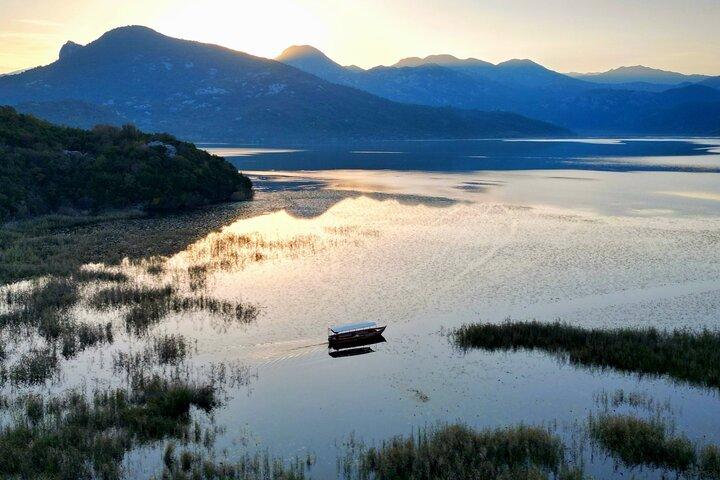 Virpazar: Sunset Boat Tour on Skadar Lake with Wooden Boat & Wine