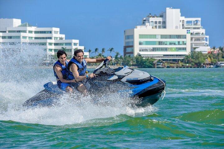 Waverunners Rentals in Cancun