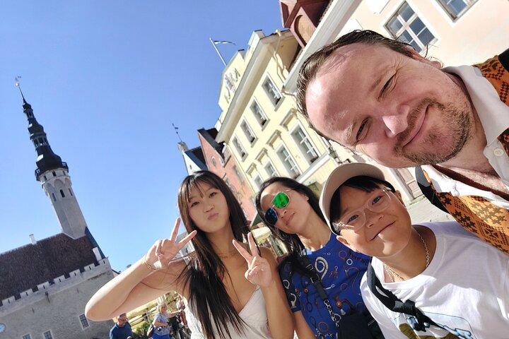 Tallinn Private Walking Tour with a Local