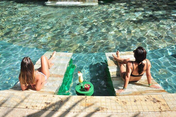 La Fortuna: Mineral Hot Springs Full Day Ticket