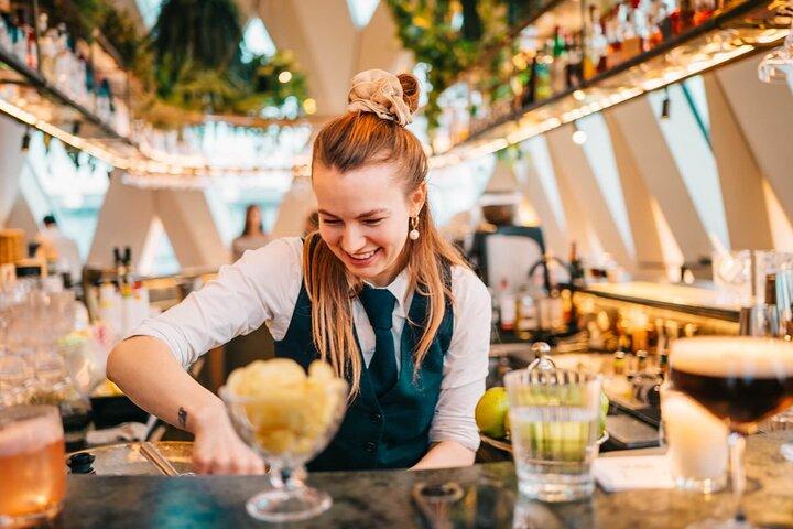 Vienna Nightlife Experience: Food, Wine, Cocktails & Vibes