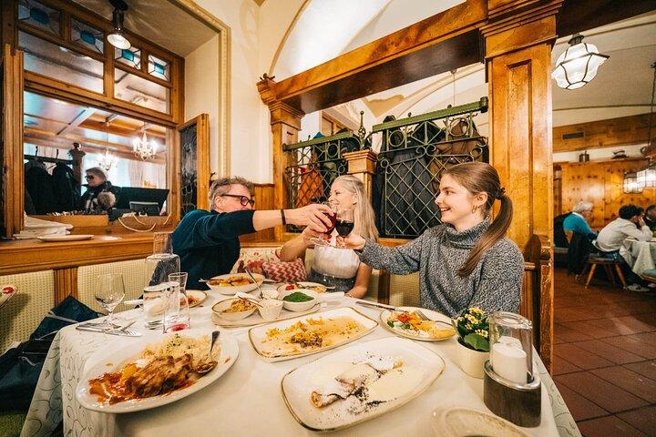 Authentic Vienna Food Tour inc. lunch, street food, 3 drinks