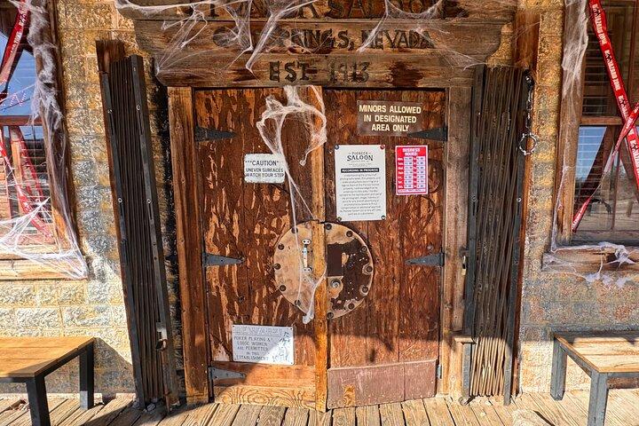 Small Group Pioneer Saloon, Nelson Ghost Town, 7 Magic Mountains