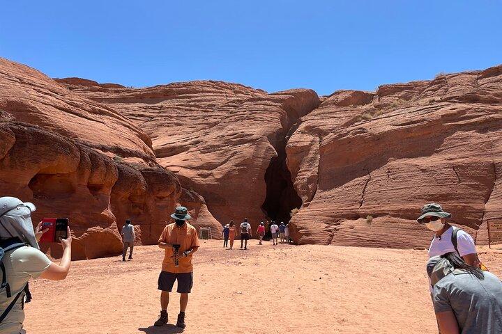 Upper Antelope Canyon Hiking Tour