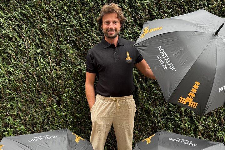 Small-Group Tour of Bruges with a local. Incl boat and praline