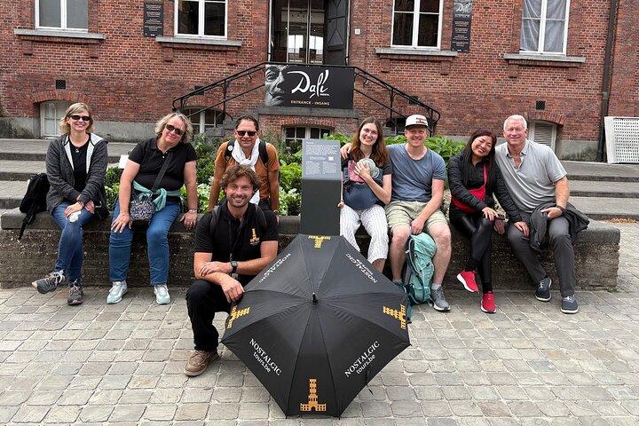 Small-Group Tour of Bruges with a local. Incl boat and praline