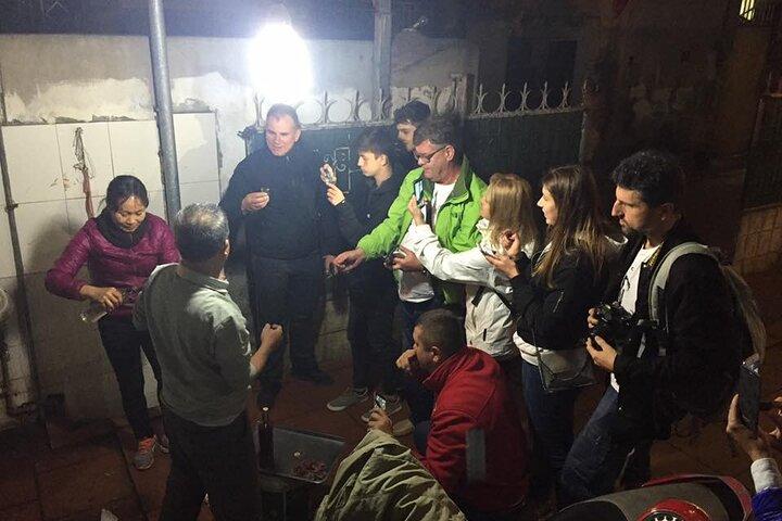 Le Mat Snake Village Tour With Snake Tasting
