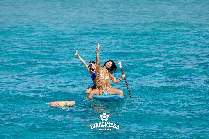 Ibiza: Formentera Boat Trip with Open Bar, Paella & Sunset Party