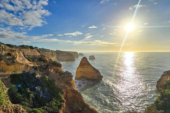 From Faro: Benagil Hiking Cliffs and the 4 Treasure Experience