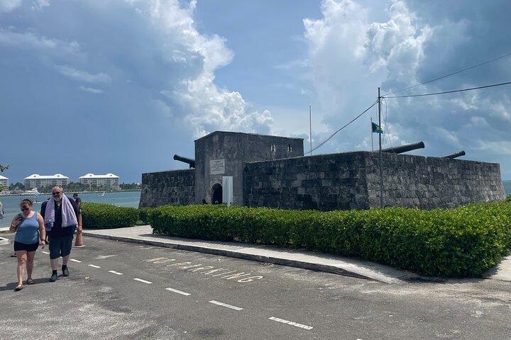 Nassau City Highlights Sightseeing Tour