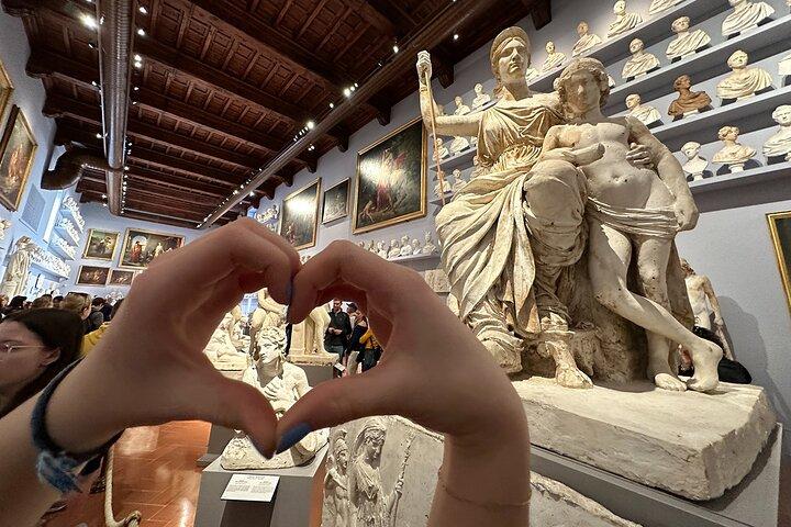 Florence Accademia Gallery and David Skip-the-Line Guided Tour with Hotel Pickup