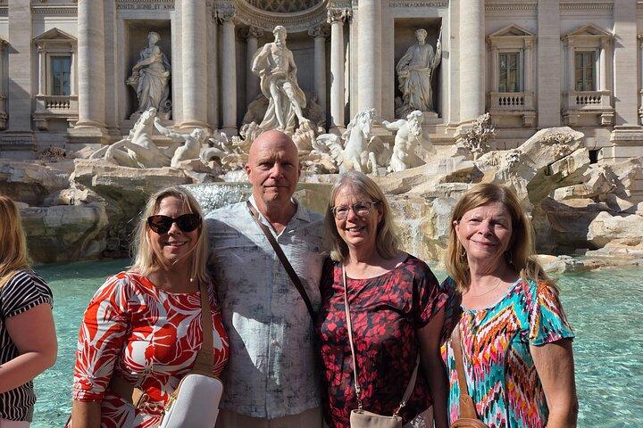 All-included Rome in a Day Tour with Vatican Sistine Chapel Colosseum & Pantheon