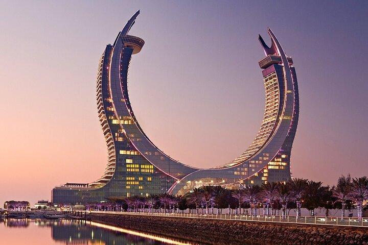 Doha: Guided City Tour with Airport and Hotel Pickup