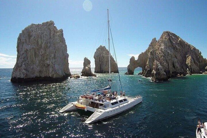 3 hour Snorkeling and Catamaran in Cabo San Lucas