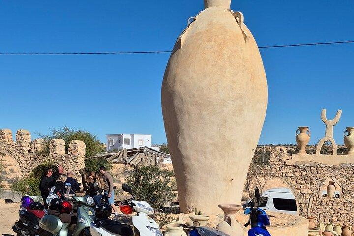 Djerba South by Scooter: Palms, Pottery & Sunset in Sidi Yati