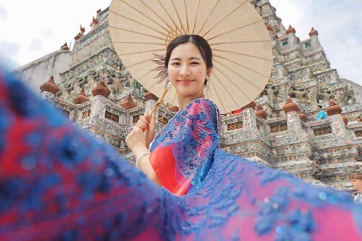 Bangkok Full Set Thai Costume Experience with Hairdo and Makeup