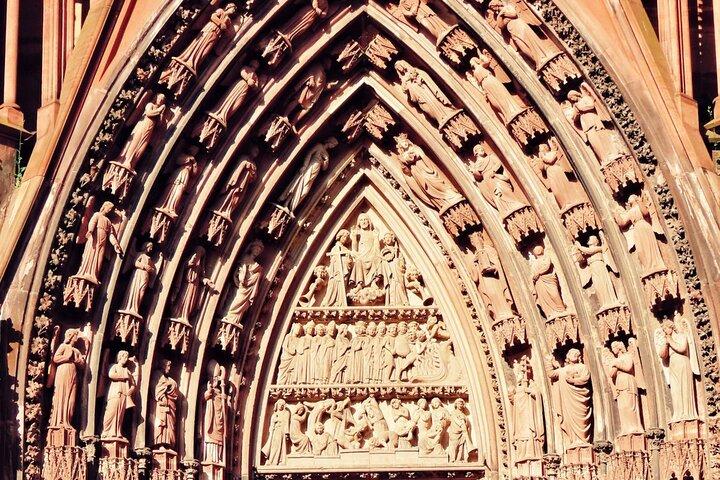 Churches, Printers and World War 2 tour of Strasbourg with an app