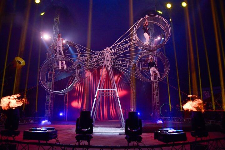 Phuket Circus – Wheel of Death Signature Stunning Acrobatics Show