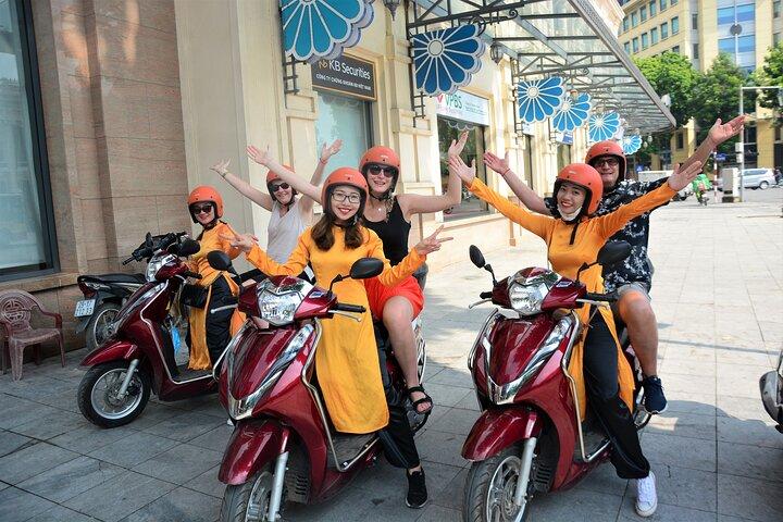 Hanoi Private Motorbike Tours With Female Riders