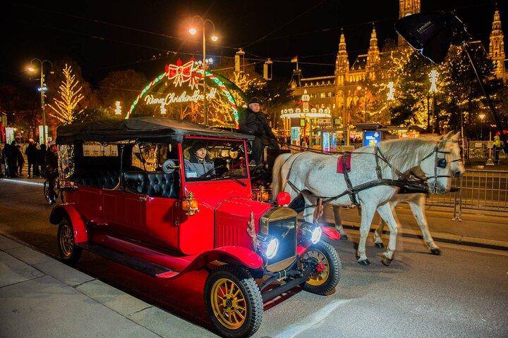 Vienna Christmas Market Tour – 2,5 Hours of Magical Festive Time