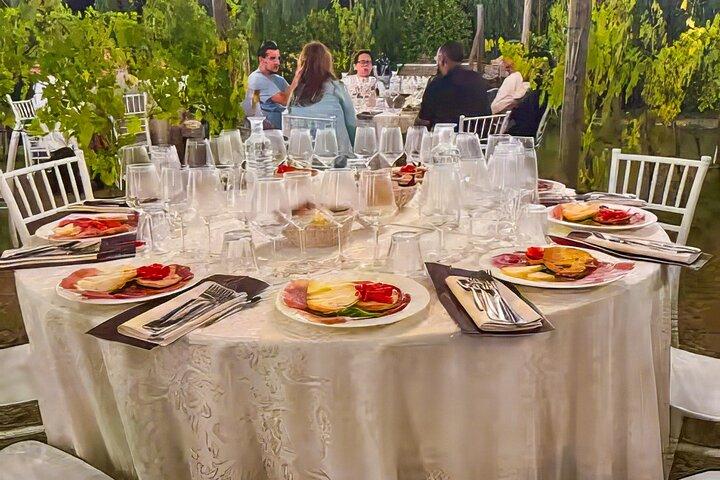 Sunset Summer Dinner Among the Vines – Small Group