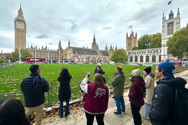 London Full Day Tour by Foot, Bus, Tube & Boat