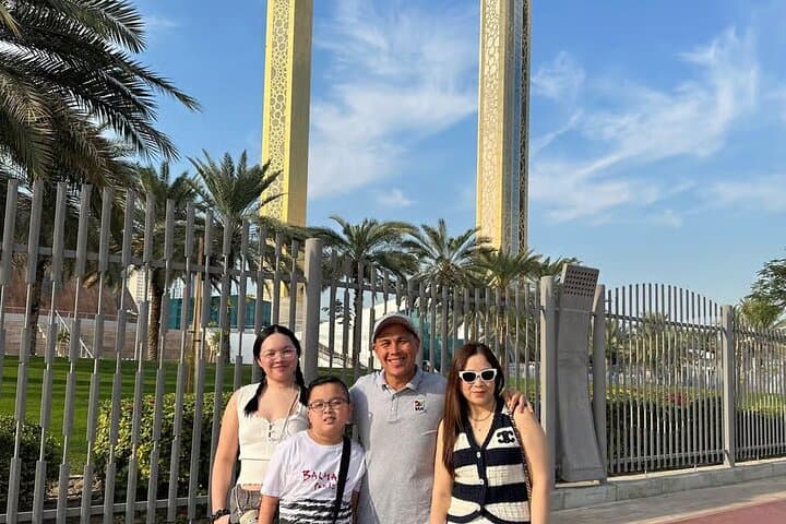 Private Dubai City Tour with At The Top Burj Khalifa Tickets