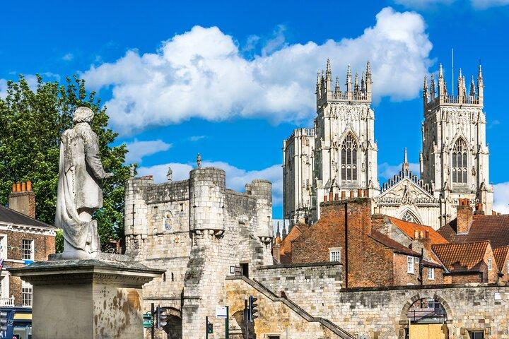 The Heart of the Yorkshire Dales Small-Group Tour from York
