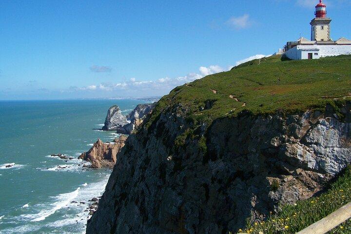 PRIVATE Sintra and Cascais Day Tour by Van