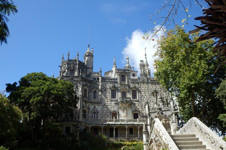PRIVATE Sintra and Cascais Day Tour by Van