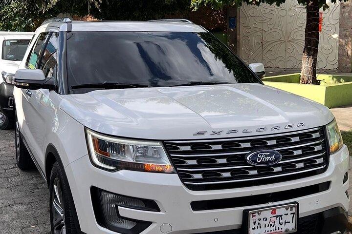 Premium SUV transportation from airport to destination