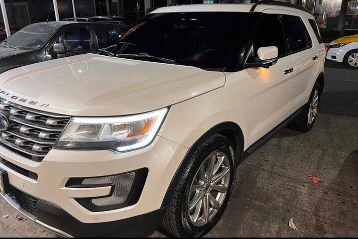 Premium SUV transportation from airport to destination