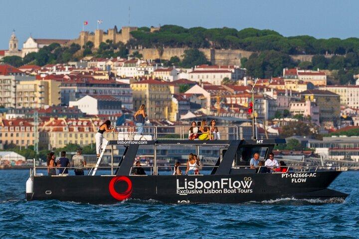 Lisbon: Golden Hour Sunset Boat Cruise with Portuguese Wine
