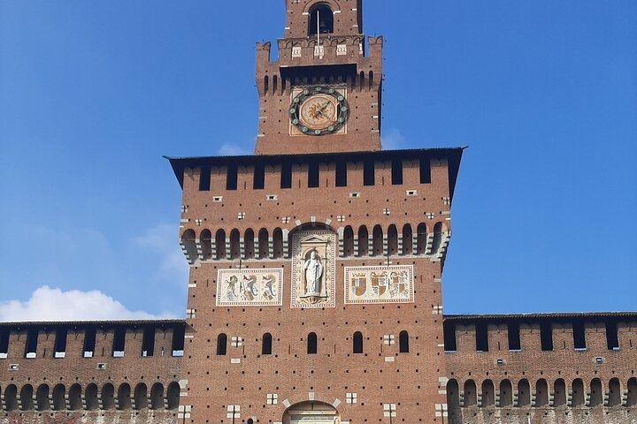 Milan Highlights Private Walking Tour