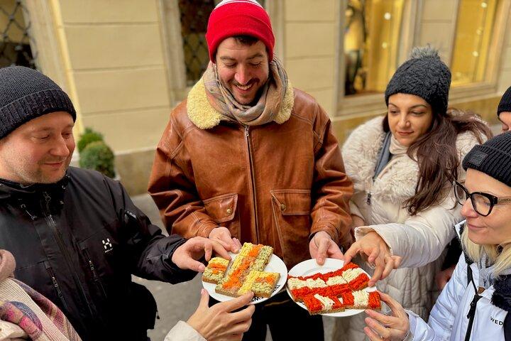 Vienna Guided Food Tour with 7 Food Tastings & a Secret Dish