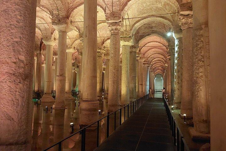 Basilica Cistern (Private Guide & No waiting) Ticket not included