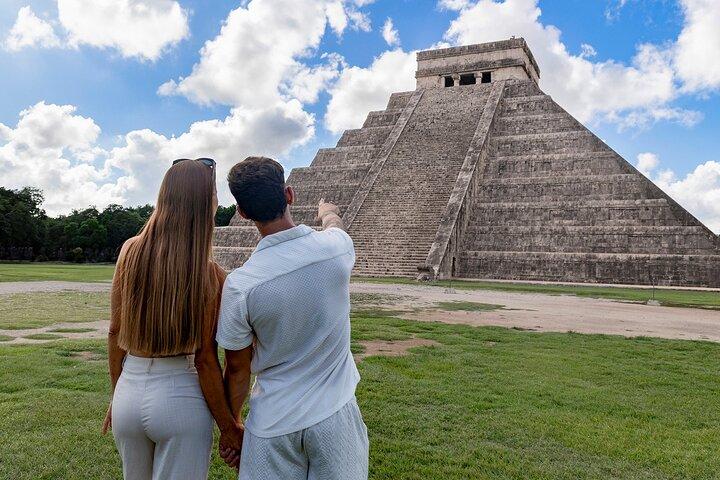 Chichen Itza by Van: Reduced Group, Tour Guide, Fast Trip & Lunch