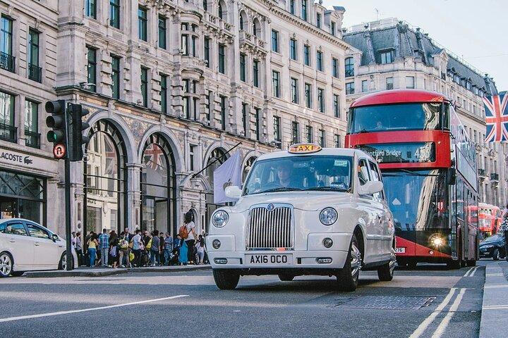 2 Hours Rock and Roll Historical Walking Tour in London