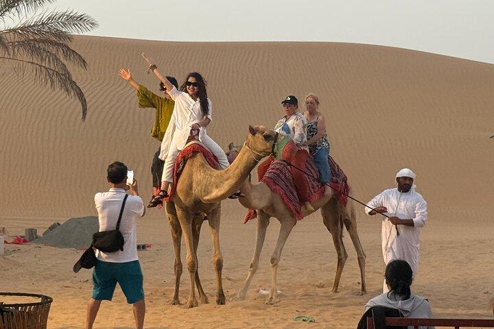 Dubai Safari: Dune Bashing, Camel Rides, Dinner and Stargazing