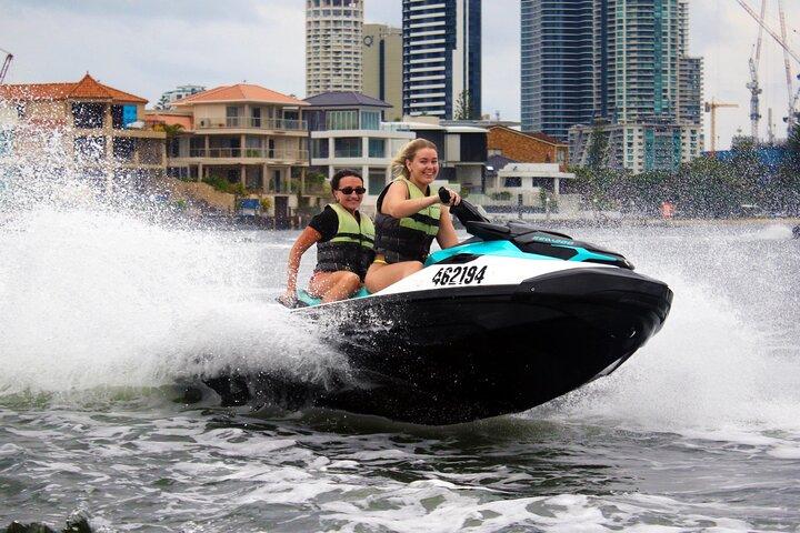 Gold Coast: 1-Hour Jetski Tour from Surfers Paradise
