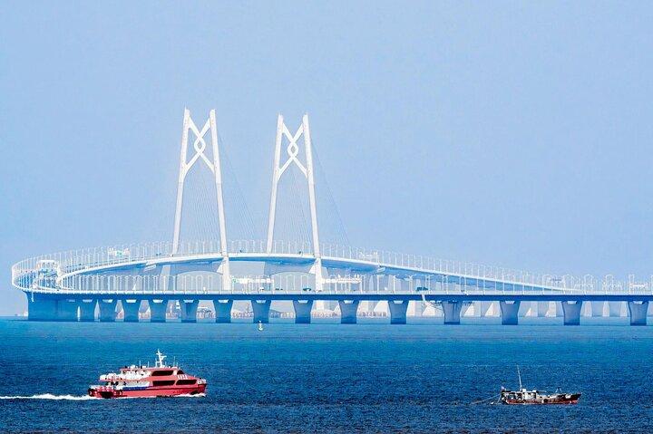 Hong Kong TO Macau Private Alphard Shuttle via HZMB Bridge